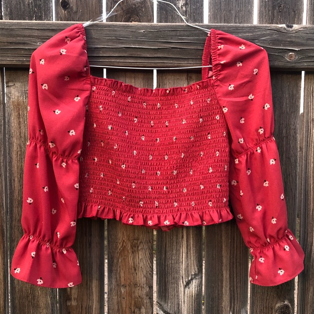 Cute Puff Sleeve Blouse // NEW